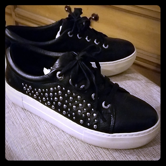 J/Slides silver studs size 6 - Picture 1 of 2